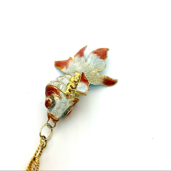 Gold colored chain bracelet with salmon & blue articulated cloisonne enamel koi. - Picture 4 of 7